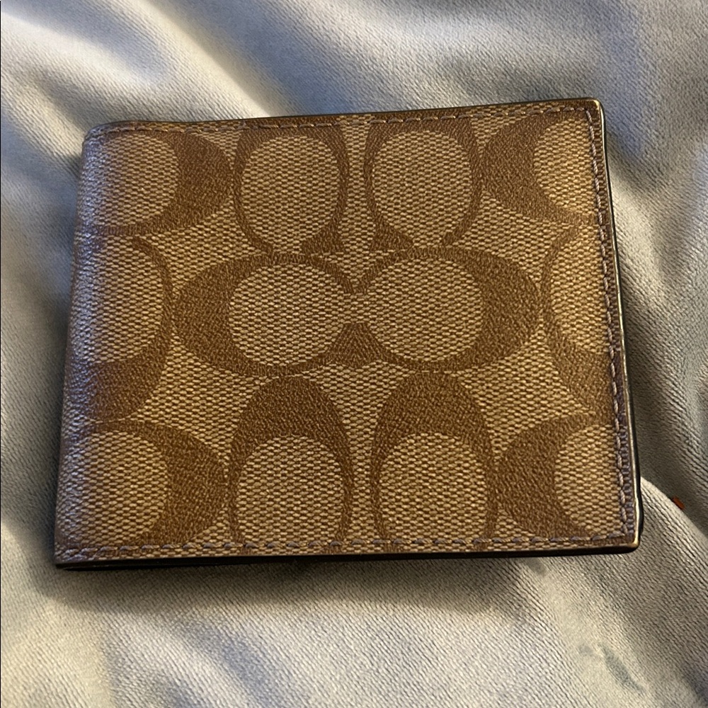 Men’s Coach Patterned Wallet